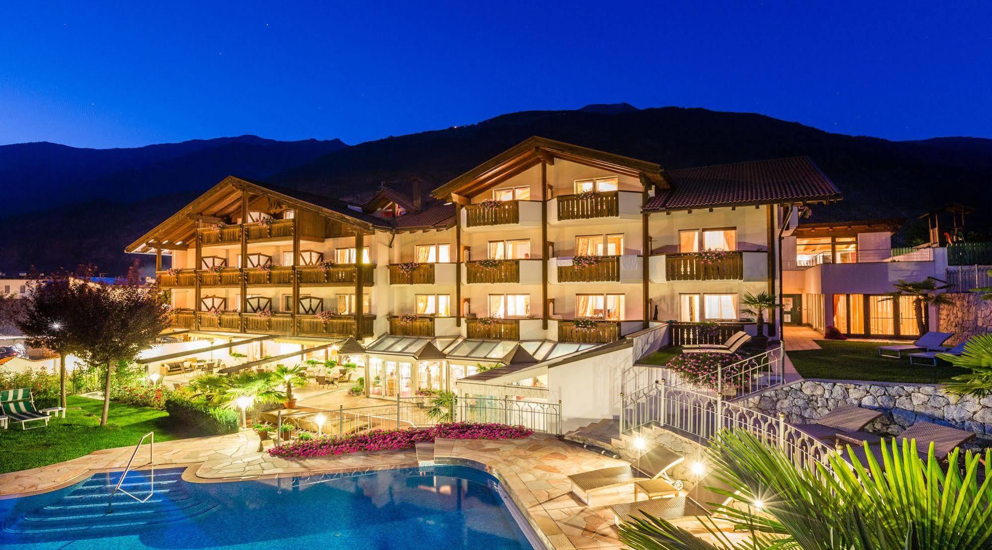 לאצ'ס Dolcevita Hotel Jagdhof מראה חיצוני תמונה