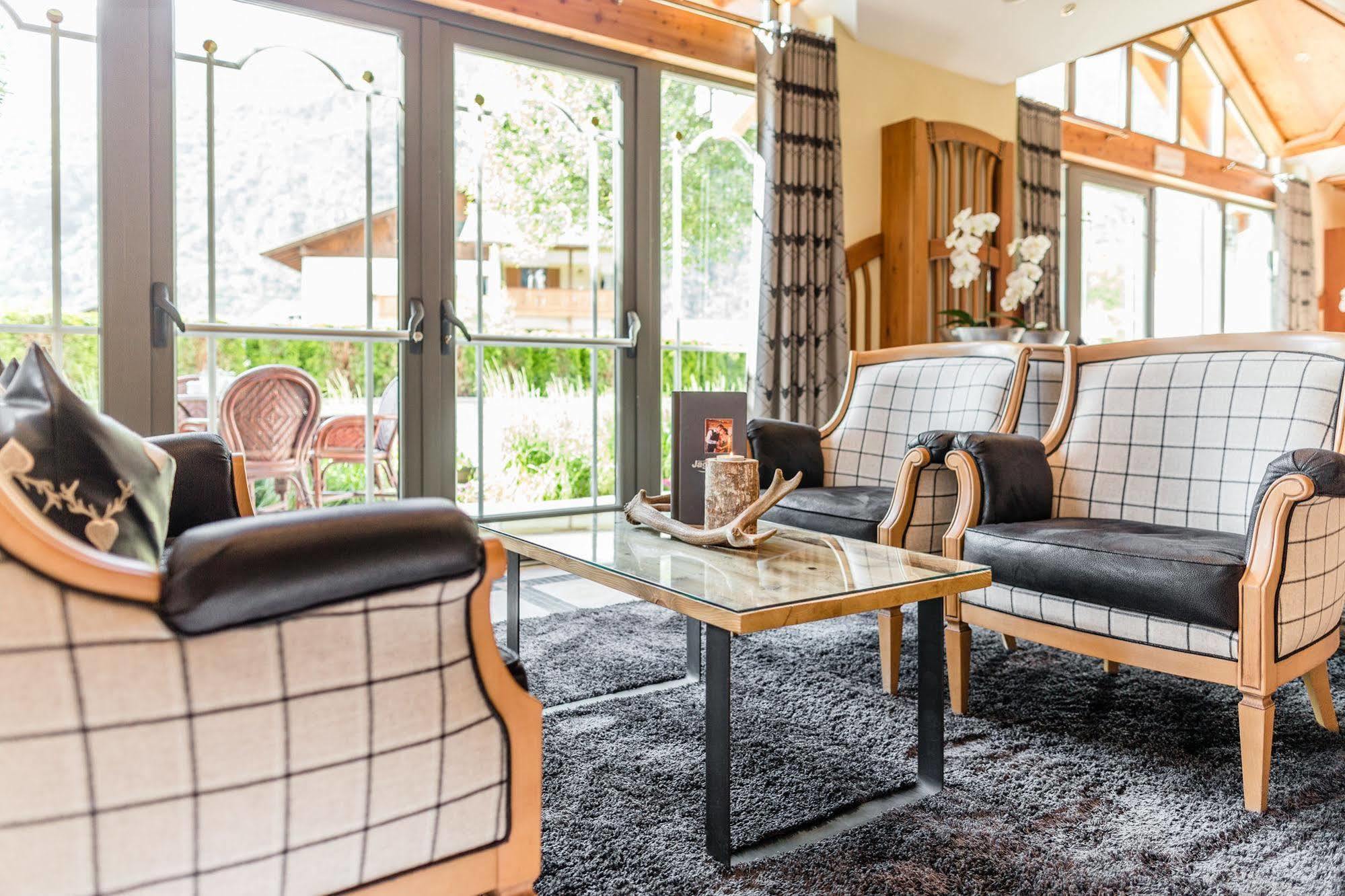 לאצ'ס Dolcevita Hotel Jagdhof מראה חיצוני תמונה